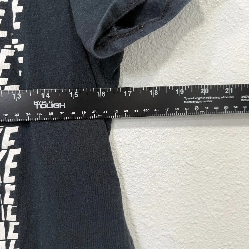 Nike Athletic Cut Tee Shirt Black Size‎ Large Graphic Logo The Nike Tee